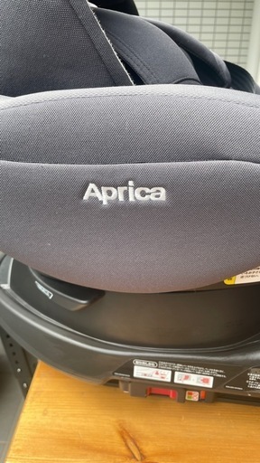 【美品】アップリカ (Aprica) フラディアプラスライトチャイルドシート