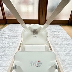 売り切れ　ストッケ　ステップスチェア　ホワイト★幼児用食事椅子の画像