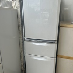 三菱　ノンフロン冷凍冷蔵庫　MR-C34E-W 2019年製　335L Amazon.co.jp: 三菱電機 335L 3ドア冷蔵庫 右開きタイプ パール