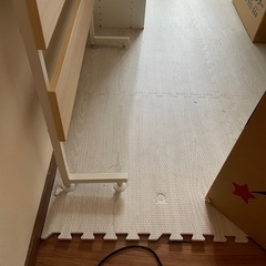 白色木目調マット　約6畳分　本日14時頃まで
