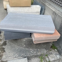 タイル、他、まとめての画像