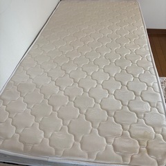 シングルベット脚あり
