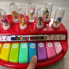 ディズニー レインボーピアノの画像