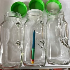 焼酎空き瓶（?）ガラス製梅酒等漬物瓶