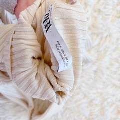 ZARA ザラ リブニット オフホワイト ハイネックの画像