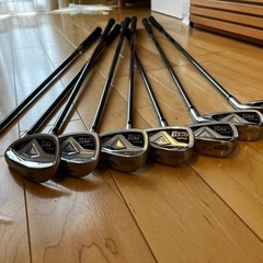 ブリヂストン　PHYZ ゴルフセット　アイアン　の画像