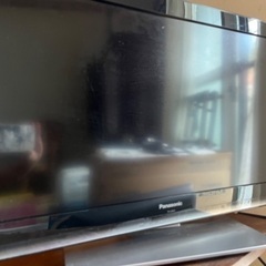 テレビ　Panasonic 26型