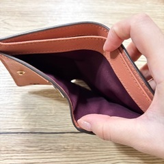 【美品】TORY BURCH トリーバーチ　2つ折り財布 の画像