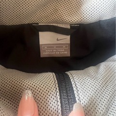 ②NIKEアウター　Mトラックジャケットの画像