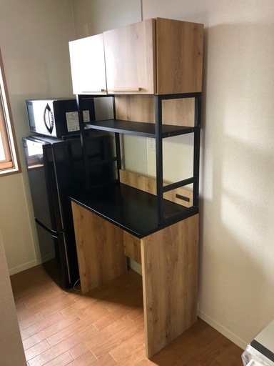 キッチン棚、キッチンボード