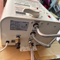 値下げしました【美品】　14L 　電気湯沸器の画像