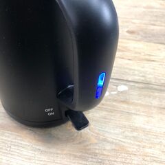 終 TOPVALU トップバリュ 電気ケトル 1.0L 黒 ブラック キッチン家電 25c菊TKの画像