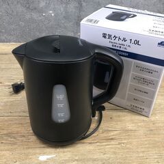 終 TOPVALU トップバリュ 電気ケトル 1.0L 黒 ブラック キッチン家電 25c菊TKの画像