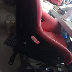 ジムニーJB23用赤いフルバケット♡新品シートレール付き。の画像