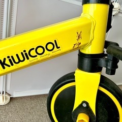 子供の自転車の画像