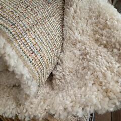 ★展示品のラグ　カーペット　床暖房との併用可　140×200cm　定価14990円　💳自社配送時🌟代引き可💳※現金、クレジット、スマホ決済対応※   　の画像