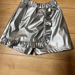 海外子供服　silver ショートパンツ　120㎝の画像