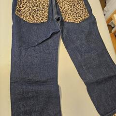 ILL'S M レオパードデザインデニムパンツの画像