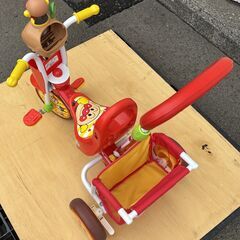 中古品　訳あり品　三輪車 わくわくアンパンマンごうピースの画像
