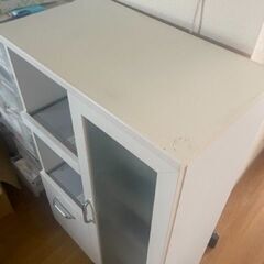 白色キッチン収納お譲りしますの画像