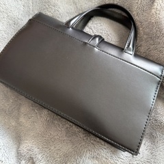 ZARA ハンドバッグの画像