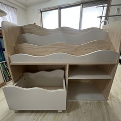 ニトリ　絵本ラック