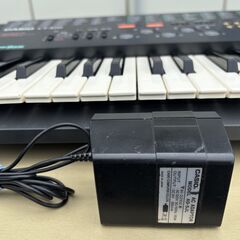 中古品　CASIO　電子ピアノ　CT-４００の画像