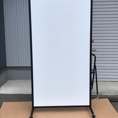No.51 ホワイトボードパーテーションの画像