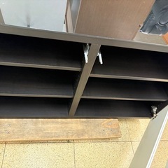 イケア ローキャビネット 白黒 収納の画像