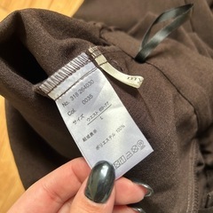 ブラウン ワイドパンツ オフィス の画像