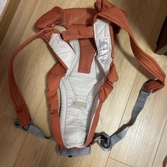 コンビ ニンナナンナ マジカルコンパクト 抱っこ紐の画像