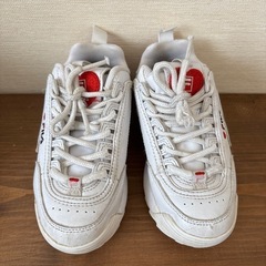 FILA キッズスニーカー　ハート　18cm