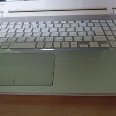 行橋市　東芝　5世代Corei5搭載　高速SSD搭載　メモリ8G CD/DVD/読み書き　薄型スリム軽量モデル　大画面15.6インチ　カメラ内蔵　テンキー内臓　USB3.0 Wifi対応 行橋市の画像