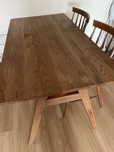 Unico ユニコ ダイニングテーブルとチェア二脚