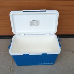 CAPTAIN STAG クーラーボックスの画像