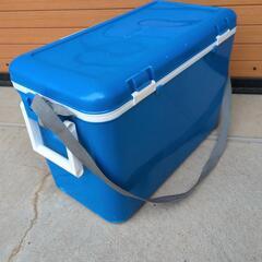 CAPTAIN STAG クーラーボックスの画像