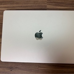 Apple MacBook Air 15インチ M2チップ搭載