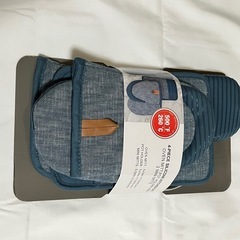 【新品】耐熱ミトン オーブンミトン シリコンミトン ミトンセット キッチングローブ 滑り止め手袋 グリル手袋 バーベキュー用手袋 耐熱手袋 鍋つかみ クッキンググローブ ホットプレート用手袋 オーブン用グローブ BBQグローブ
の画像