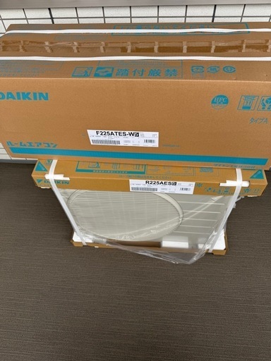 ダイキンエアコン新品　六畳用