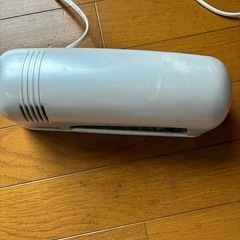 UVネイルライト白