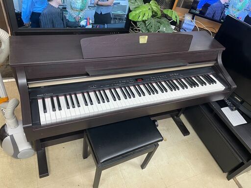 電子ピアノ　No.2269　ヤマハ　CLP-330　2009年製　スツール付き　【リサイクルショップどりーむ荒田店】