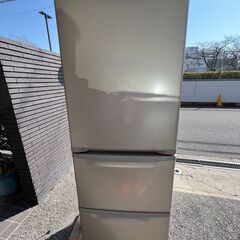 【超美品】2022年製　パナソニック　冷蔵庫　335Lの画像