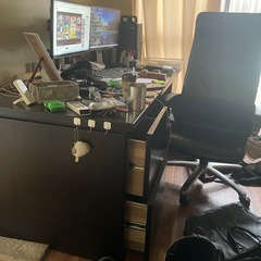 明日までオフィス机