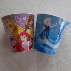プリンセスとアナ雪のコップ
