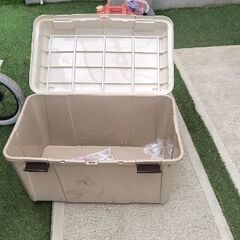 ポリタンク　×2 タフボックスの画像