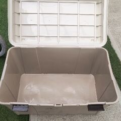 ポリタンク　×2 タフボックスの画像