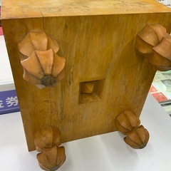 【中古品】　　碁盤17cm  無名　カバー有り　約42×45高さ29(cm)　※カバー割れあり　盤面傷やスレ、シミ有りの画像