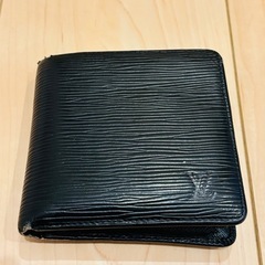LOUIS VUITTON(ルイビィトン)財布