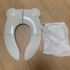 3COINS スリーコインズ KIDS折りたたみ補助便座