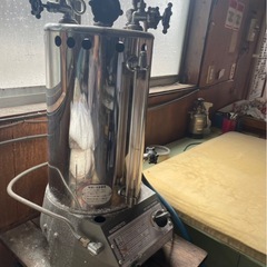業務用アイロン台　卓上ボイラー　自動包装器
　　の画像